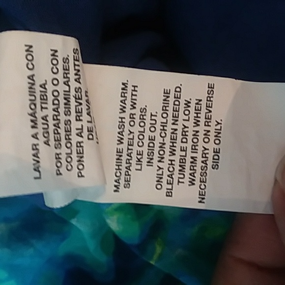 *5/$20* The Place Floral Dress - Picture 9 of 9